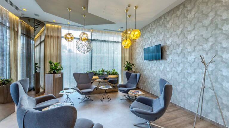 Medicare Eiffel Clinic Wartezimmer